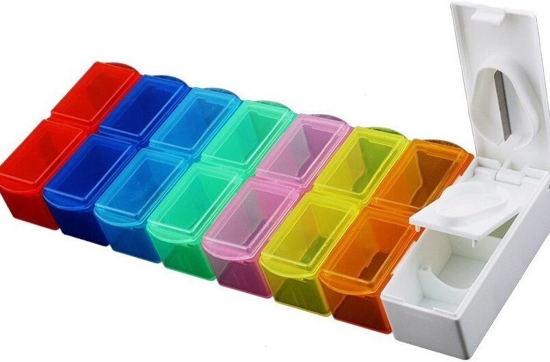 Таблетница "Неделька", с таблеторезкой